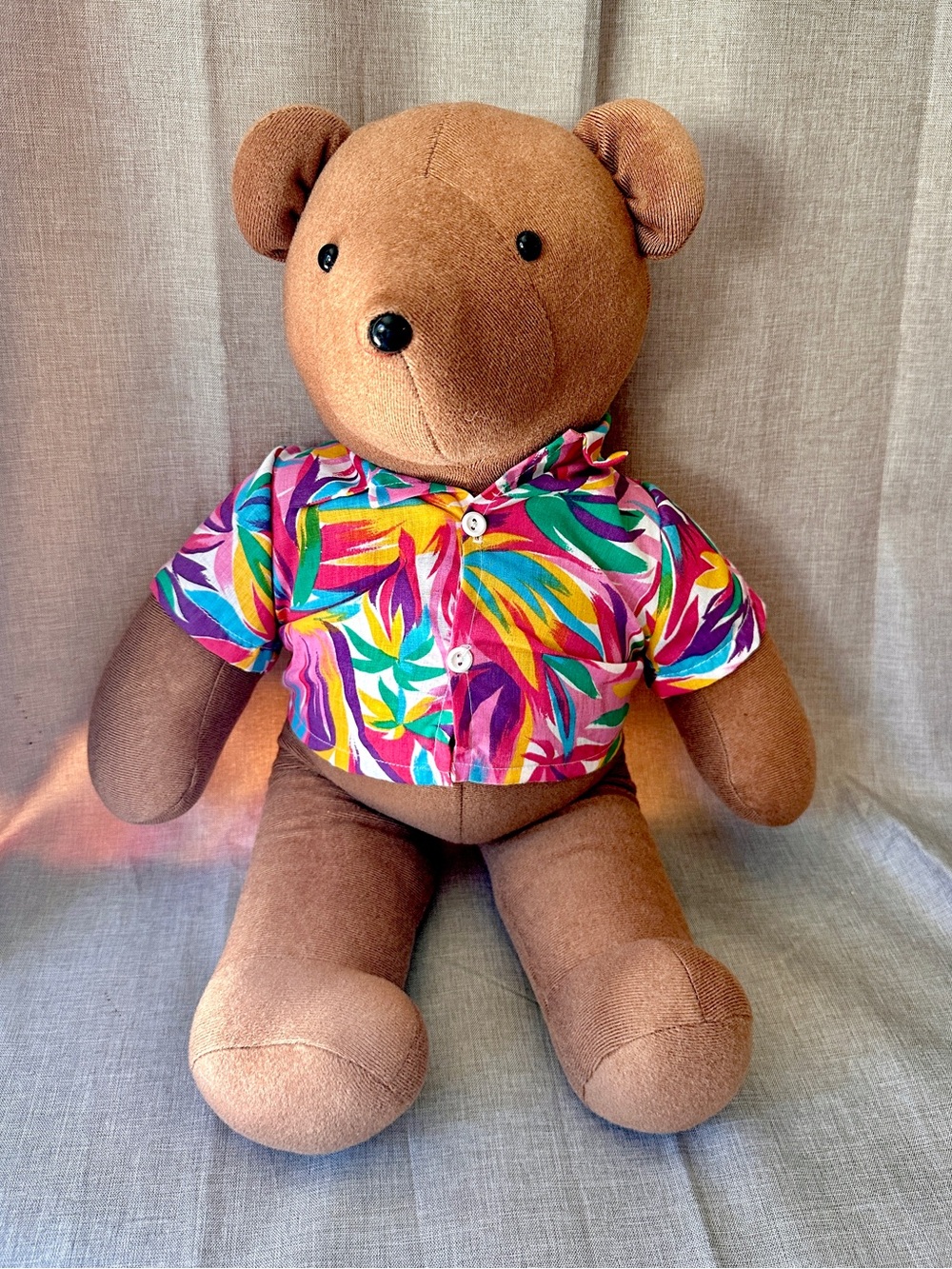 1979 21” North American Bear Company Aloha Bear (V.I.B.) Vacation floral shirt